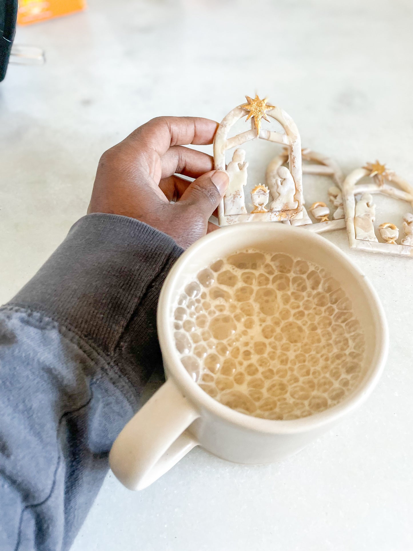 Nativity Ornament Gold Translucent